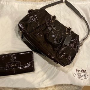 Coach purse and matching wallet with dust cover
